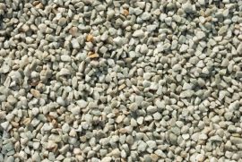 Kvarczúzalék világosbézs 2-4 mm   25 kg-os kiszerelés 