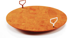 Alakítsa kültéri kandallóját stílusos kerti asztallá ezzel az innovatív fedőlappal.  Időjárásálló Cor-Ten acélból készült, stabil, nem billeg és nem csúszik, tökéletesen illeszkedik a kandallóra, így bővítve annak funkcionalitását. A grillbe speciáli